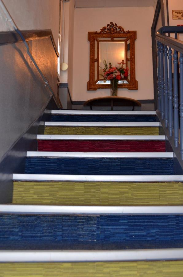 Aux Lys D'or Hotel