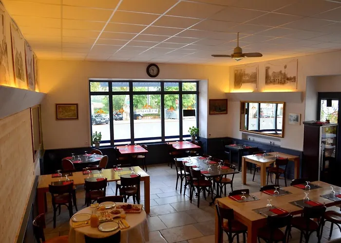 Aux Lys D\'Or