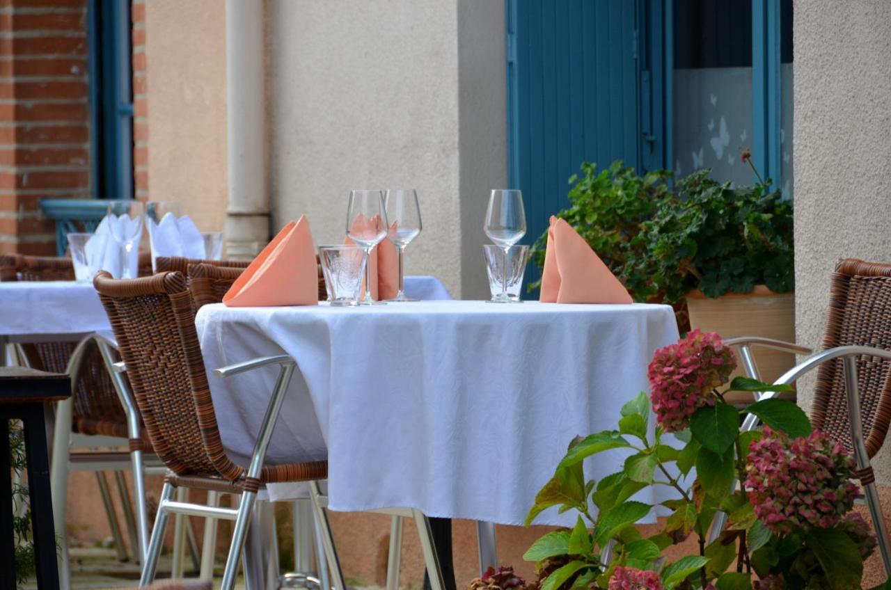 Aux Lys D'or Hotel